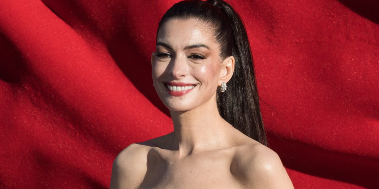 ANNE HATHAWAY ESTÁ EMBARAZADA, ESPERA A SU TERCER HIJO CON ADAM SHULMAN