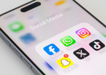 REINO UNIDO PROHIBIRÁ EL USO DE REDES SOCIALES A MENORES DE 16 AÑOS
