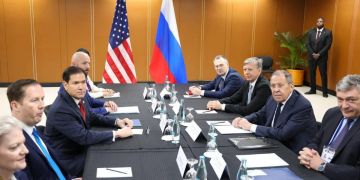 EE.UU. Y RUSIA SE REÚNEN PARA TRATAR LA GUERRA EN UCRANIA Y SU POSIBLE FIN